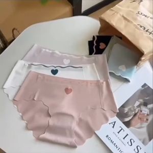 KOALA สินค้าแนะนำ กางเกงในไร้ขอบ ไร้ขอบไม่พับขอบขา รูปหัวใจ สวย น่ารัก คุณภาพดี ยืดเยอะ