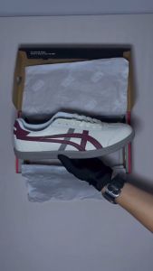 Sepatu sneakers panjang sepatu lari jalan trend 2025