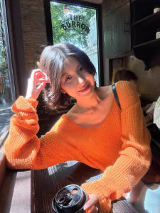 CHOEFULYN | Orange V-Neck Long Sleeve Knit Sweater for Women