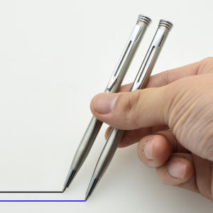 Mini Portable Metal Ballpoint Pen 0.7mm Black Ink Refill Twist-to-retract Ballpen Signature Pen Business Office School Supplies