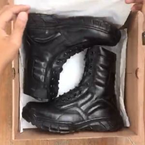 Sepatu Berkualitas Tinggi untuk TNI POLRI: SOL WEBA TXARMY & RJR BLACKHAWK