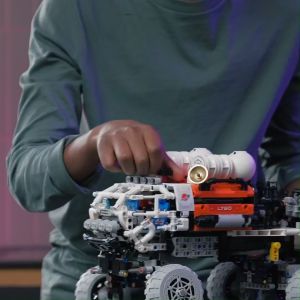 LEGO TECHNIC 42180 Đồ chơi lắp ráp Xe thám hiểm sao Hỏa (1599 chi tiết)