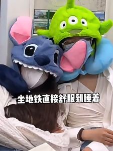 หมอนรองคอพร้อมฮู้ด หมอนรองคอรูปทรงU หมอนรองคอลายการ์ตูนลายเปียโน สติตช์ หมอนรองคอสำหรับเดินทางพร้อมหมวก หมอนตุ๊กตาตัวไหญ