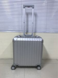 Small All-Aluminum Magnesium Alloy 18-Inch Computer Rolling Bag Carry-On Suitcase Universal Wheel Customized Lock Business Travel Case