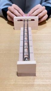 Đồ chơi gỗ kẹp bi lăn thủ thách hệ mặt trời mới nhất 2025