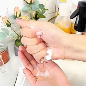 แผ่นทำความสะอาดครัว 80 แผ่น/แพ็ค ขจัดคราบมัน มีฟองในตัว ผ้าเช็ดทำความสะอาดในครัว