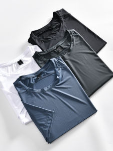 เสื้อยืดแขนสั้นคอตุ่มผ้าไหมน้ำแข็งสำหรับผู้ชายในช่วงฤดูร้อน ผ้าฝ้ายผสมโพลีเอสเตอร์ ทรงหลวม ระบายอากาศได้ดี แห้งเร็ว เสื้อยืดคอกลม