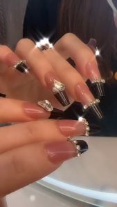 Set 24 móng tay giả dài - Z193 - sang trọng dễ thương cho nữ - Kèm keo dán móng CÓ ẢNH SP THẬT