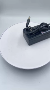 Sạc Pin 5S 2A 21V - 2A dùng cho Pin Li-ion (Lithium-ion) Có Đèn Báo Đầy Pin