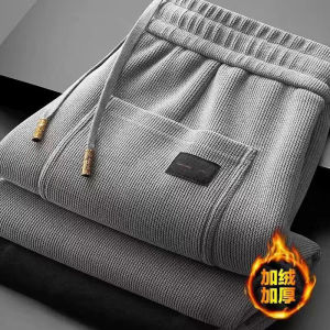 Mens Loose Straight Leg Pants Autumn Winter Thickened Fleece Warm Sporty Casual Trousers Fashionable Urban Style Velvet
