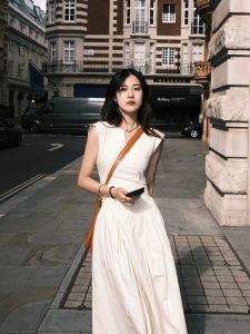 Fashionable High-End Unique White Dress Womens Elegant Casual Long Summer 2024 New Style V-neck High-waist Sleeveless H-type