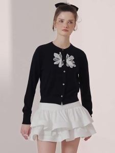 AIVEI | Spring Atmosphere Soft Style 3D Flower Knit Cardigan