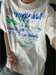 เสื้อยืดคอกลมแขนสั้นผ้าฝ้ายแท้สไตล์อเมริกัน ลายปักพิมพ์ลายเสื้อผ้าแฟชั่นสำหรับคู่รัก ทรงหลวมๆ ใส่สบาย