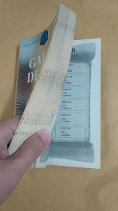 The Gates of Death - Fighting Fantasy Gamebook by Charlie Higson (LIKE NEW)