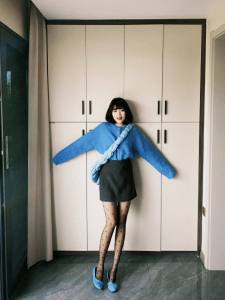 กระโปรงสั้นทรงเอผ้าขนสัตว์สีเทาสไตล์ฝรั่งเศสสำหรับผู้หญิง ฤดูใบไม้ผลิและฤดูใบไม้ร่วง 2025 กระโปรงสั้นทรงเอแบบใหม่ที่ทันสมัย อเนกประสงค์และลำลอง