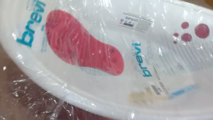 THAU TẮM / CHẬU TẮM BÉ CÓ TỰA ĐỠ LƯNG CHO BÉ BRE548 - BREVI