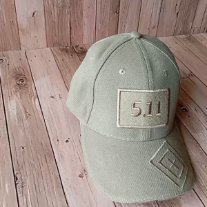 TERBARU TOPI SIMPLE TOPI ELEGANT TOPI OUTDOOR 5 1 1 BAHAN TEBAL IMPORT WARNA CREAM TERMURAH