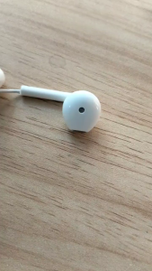 Headset PHILIPS FULL BASS Suara Jernih STEREO EXTRA BASS EARPHONE