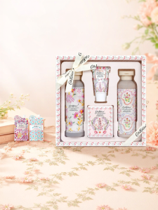 Cath Kidston | Bộ Tắm và Chăm Sóc Cơ Thể Hương Hoa Hồng Dại