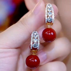 Red Pearl Diamond Embedded Earrings Versatile Design Sensation Multi-Wear Ear Jewelry Elegant Thinming Light Luxury Whitening
