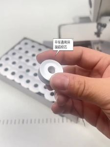 Suốt Ổ NHỎ VÁT CẠNH đường kính 2.1cm dùng cho máy may 1 kim công nghiệp