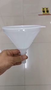 กรวยพลาสติก + กรอง 14 ซม. สีขาว ตราทวินเรย์