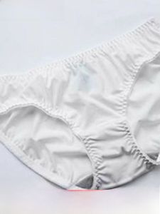 Quần Lót Tam Giác Mỏng Thoáng Khí Thoải Mái Không Đường May Màu Trơn Phổ Biến Cho Nam Và Nữ Quần Lót Lưng Giữa Cạp Thấp