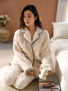 Sweet and Elegant Warm Fleece Pajama Set