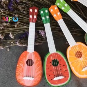 Đàn guitar mini giúp bé phát triển tài năng âm nhạc (giao hình ngẫu nhiên)