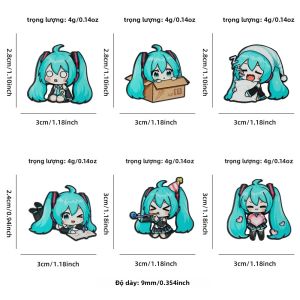 Bandai | Anime Girl Q Phiên Bản Dễ Thương Men Pin Nhân Vật Hoạt Hình Kim Loại Thổ Cẩm Cho Ba Lô Và Quần Áo Ve Áo Huy Hiệu Sưu Tập Món Quà Trang Sức