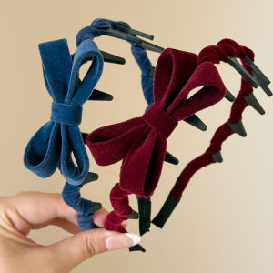 Womens Fashionable Velvet Hairband with Butterfly Knot High Hairline Anti-slip Outdoor Wear Daily Stylish Hair Accessory
