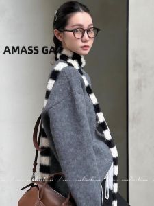 Korean Style Long Scarf Faux Fur Plaid Neck Warmer Velvet Trendy Versatile Neck Wrap Scarf for Couples Winter Rectangle Pattern