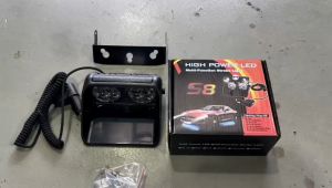 8 LED CAR STROBE LIGHT SSUCKER HIGHLING SCOOP POLICE LIGHTS WARNING LIGHTS (READY STOCK)