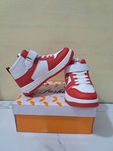 Sepatu sneakers anak cewe/cowo 820 & 246 sz 26-37(FREE KAOS KAKI)
