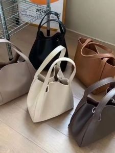 Baggie (Ready Stock) Women Korean Style Bucket Bag Shoulder Handbag High Quality PU Sling Bag Office Casual Niche