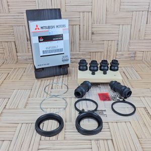 SIL SEAL REM CAKRAM BELAKANG MITSUBISHI PAJERO DAKAR 2016 SAMPAI 2019 1SET