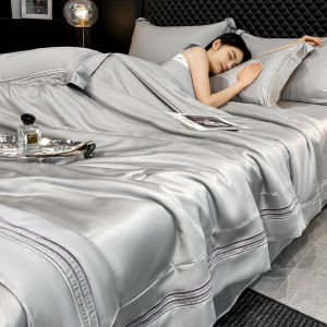 DREAM HOME | Summer Cool Feel Machine Washable Air Conditioning Quilt Set