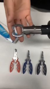 ชุดคีมตกปลา คีมสำหรับตกปลาครีมจับปากปลา กิ๊บตกปลา Fish Gripper Fishing Tool ที่คีบปลา คิบเปอร์จับปลา อุปกรณ์ตกปลา SP430