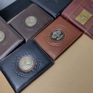 Ví Nam Da Bò Thật Hàng Cao Cấp - Họa Tiết Khóa Đồng CEFIRO Phong Cách Miền Tây Nước Mỹ (Bóp Nam Dáng Đứng-Dáng Ngang)