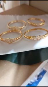Gelang Tangan Bangle Wanita Perhiasan Aksesoris Fashion Lapis Emas ANTI LUNTUR