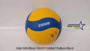 Bola Volly Original Mikasa V300W: Ukuran 5 Dewasa, Lembut & Berkualitas Premium