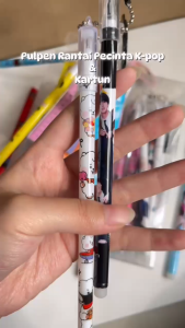 [1 LUSIN / 12 PCS] Bolpen Gel Cetek / Pulpen/ Pena Gel / Buka Tutup + Gantungan BT5 Cermin /  BT5 Penggaris / Kartun Mini Notebook  Karakter Boneka Lucu