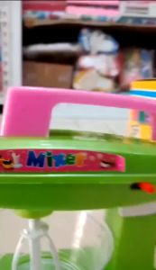 Mainan Anak Mixer OCT 2410 Bisa Berputar Nyala Menggunakan Baterai Murah | Mainan Anak Pengaduk Mixer Mixeran Bahan Plastik Bisa Berputar Bergerak | Mainan Anak Edukasi Mixer Pengaduk Bakery Cake Terbaru