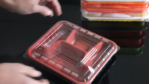 100PCS Disposable Bento Box with Lid 2/3/4 Compartment Heavy Duty Food Grade PP Plastic Food Container Lunch Box for Meal Prep Fast Food Packaging Wholesale 850ml