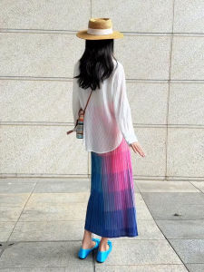 French Fold Blue Gradient Half Skirt Womens New 2025 High Waist A-Line Long Skirt Slimming Spring Outing Skirts