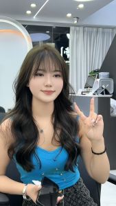 สีเทรนด์ ปี 2025 ขายดีที่สุดในเน็ต FEKAGNAS สีย้อมผม ยาย้อมผม ครีมเปลี่ยนสีผม ไม่ต้องฟอกสีผม ม่กระตุ้น ย้อมง่าย สีเขียวน้ำตาล