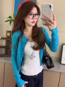 เสื้อคาร์ดิแกนถักสีน้ำเงินสไตล์เกาหลีสำหรับผู้หญิง ทรงหลวม แขนยาว ชุดสองชิ้น คอวี เสื้อผ้าทำงานฤดูใบไม้ร่วง 2025