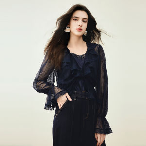 Elegant Lace Splice Chiffon Top Womens Fashion Bell Sleeve High-End Feelings Spring Autumn New Style V-neck Long Sleeve Shirt