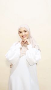 Zahira Kerudung Jilbab Hijab Segiempat Instant Tali Bahan Jersey Premium Motif Polos Terbaru 2025