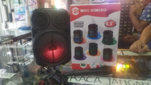 portable amplifier mini bluetooth sdcard flashdisk sudah termasuk Mic bisa karaoke murah meriah harga kaki lima kwalitas bintang lima